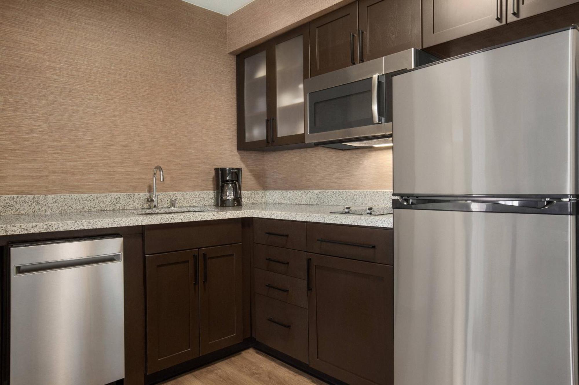 Hotel By Marriott Lancaster Palmdale
