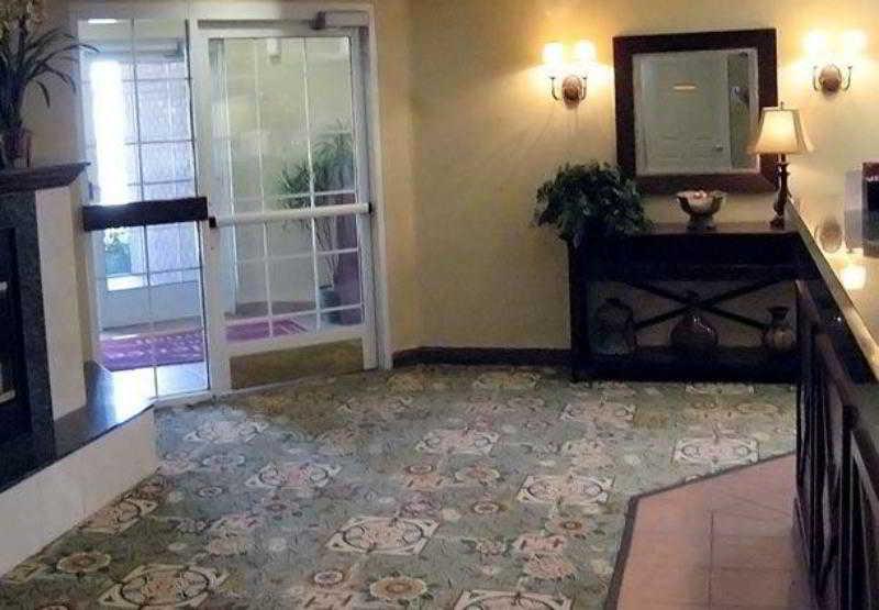 By Marriott Lancaster Hotel Palmdale