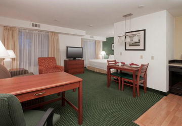 Hotel By Marriott Lancaster Palmdale